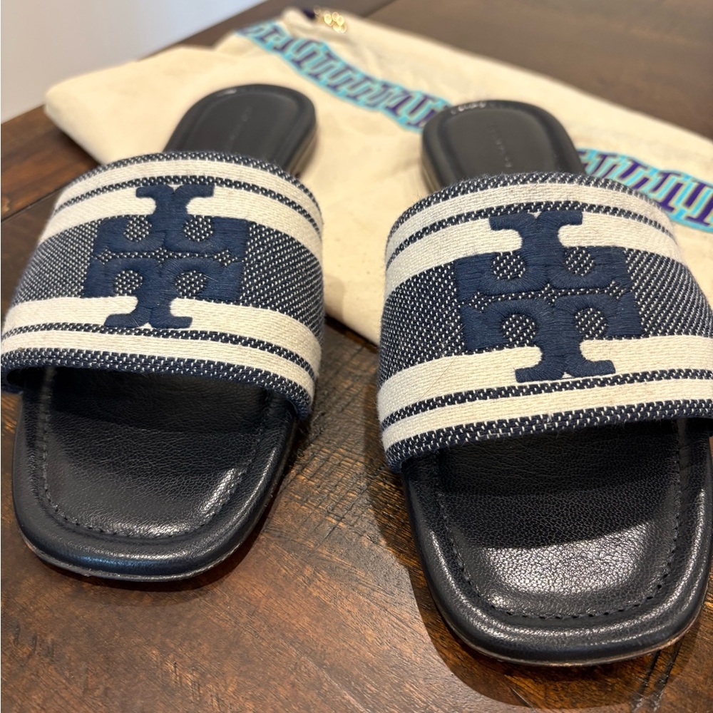 Tory Burch Double T Navy and Cream Slides with Dust Bag size 8.5